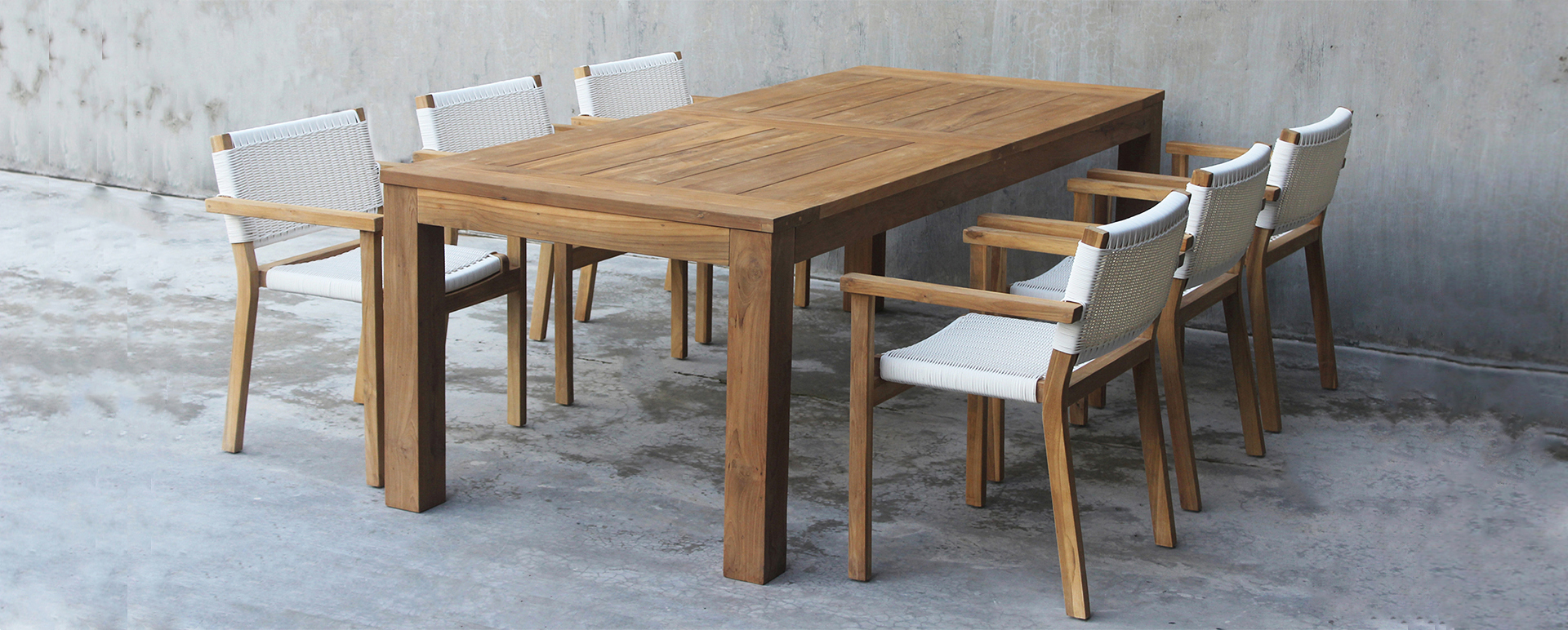 dining table outdoor